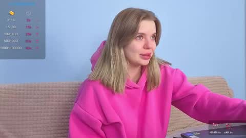 Snapshot of lovlybambi chatting on February 20, 2025, 7:19 pm Vikkkk online show from February 20, 2025, 7:19 pm