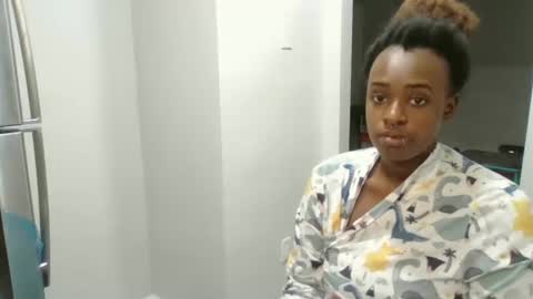 loyalbambi online show from September 10, 2025, 11:10 am