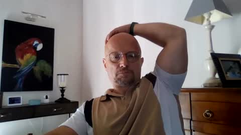 Snapshot of lrda49 chatting on July 3, 2026, 7:37 am Espigle online show from July 3, 2026, 7:37 am