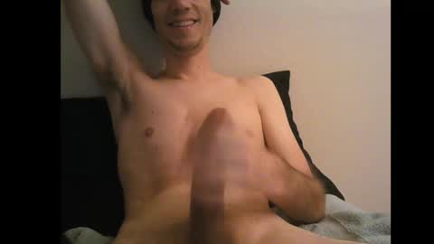 Snapshot of lrgdraft chatting on October 30, 2025, 3:24 pm mcLRG online show from October 30, 2025, 3:24 pm