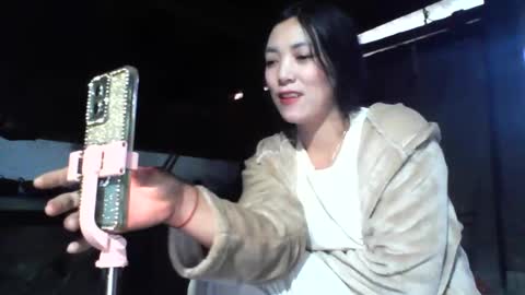 lsmbaby online show from November 28, 2025, 1:30 am