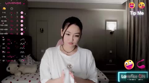 Snapshot of lu_mina chatting on October 13, 2025, 12:54 am lu_mina online show from October 13, 2025, 12:54 am
