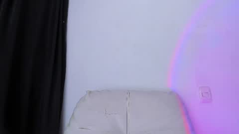 Lucia online show from June 18, 2026, 12:44 am