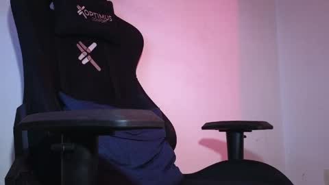   online show from April 13, 2026, 2:44 pm