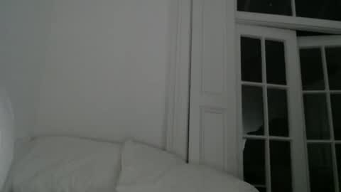 luana online show from October 23, 2025, 9:35 pm