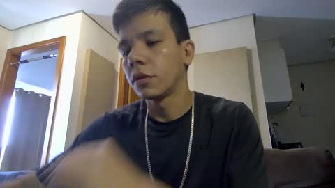 luansouzabr online show from September 18, 2025, 11:56 am