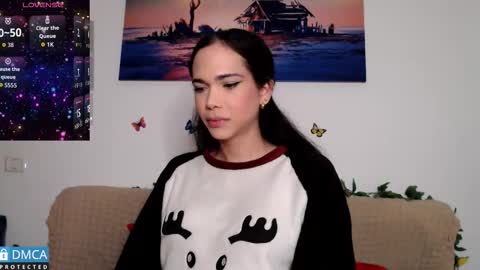 luara_ online show from November 30, 2025, 10:14 pm