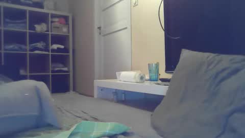 luca150500 online show from December 5, 2025, 3:04 am