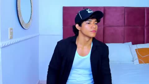 Snapshot of luca_mashle chatting on June 19, 2026, 2:49 am luca_mashle online show from June 19, 2026, 2:49 am