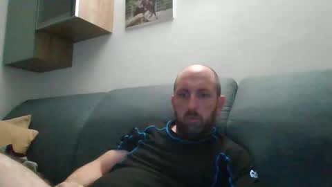 Luca online show from October 10, 2025, 8:08 pm