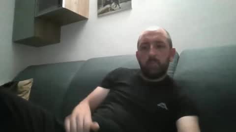 Luca online show from October 12, 2025, 7:13 pm