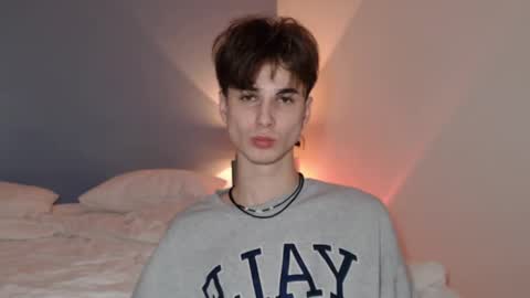 lucacharm online show from January 9, 2025, 5:02 am