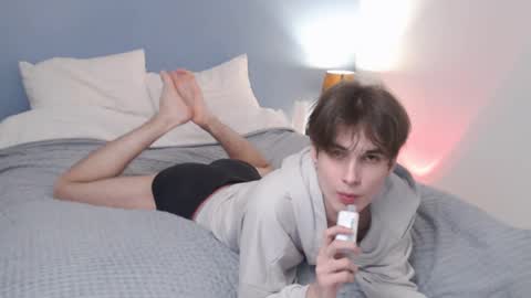 lucacharm online show from March 3, 2025, 2:15 am