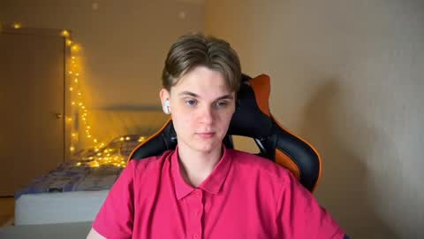 Lucas Gill online show from February 14, 2025, 1:45 am