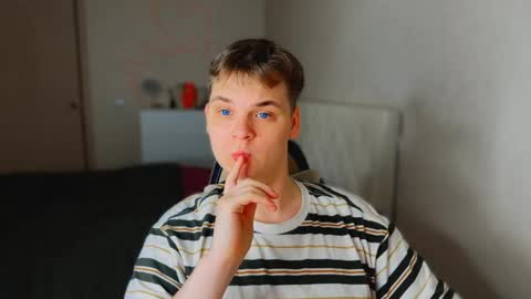 Lucas Gill online show from February 21, 2026, 7:20 am