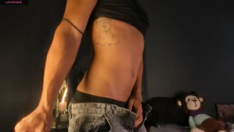   online show from April 20, 2026, 2:31 pm