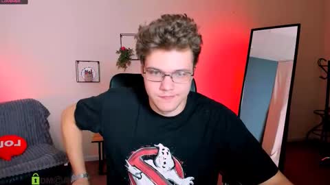 Snapshot of lucas_long_ chatting on September 28, 2025, 6:46 pm lucas_long_ online show from September 28, 2025, 6:46 pm