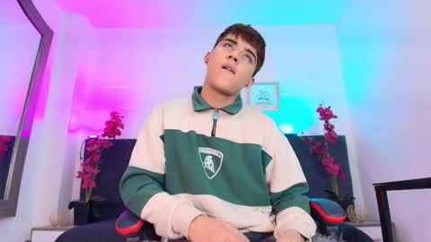 Snapshot of lucas_lovee chatting on March 4, 2026, 3:01 am Lucas lovee online show from March 4, 2026, 3:01 am