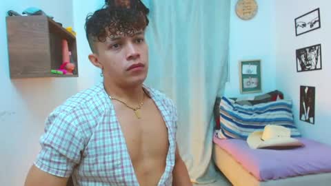 Lucas Luxx online show from September 13, 2025, 12:38 pm