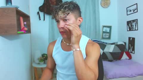 Lucas Luxx online show from October 3, 2025, 1:52 pm