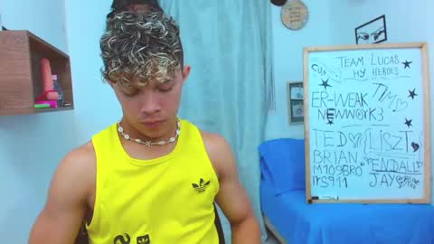 Lucas Luxx online show from October 27, 2025, 3:05 pm