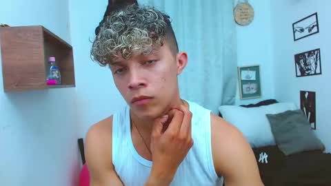 Lucas Luxx online show from November 11, 2025, 2:00 am