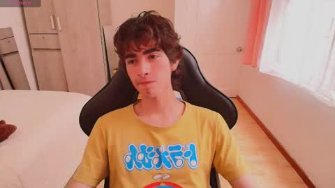 Snapshot of lucas_xo chatting on September 16, 2025, 8:32 pm lucas_xo online show from September 16, 2025, 8:32 pm