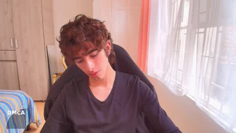 Snapshot of lucas_xo chatting on September 24, 2025, 7:28 pm lucas_xo online show from September 24, 2025, 7:28 pm