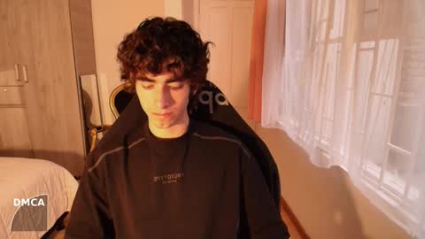 Snapshot of lucas_xo chatting on September 27, 2025, 10:26 pm lucas_xo online show from September 27, 2025, 10:26 pm