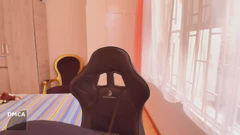 Snapshot of lucas_xo chatting on October 5, 2025, 8:29 pm lucas_xo online show from October 5, 2025, 8:29 pm