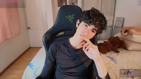 lucas_xo online show from May 30, 2026, 10:29 pm