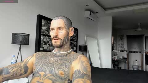 lucasexclusive online show from December 31, 2024, 4:27 am