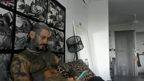 lucasexclusive online show from February 14, 2025, 6:45 am