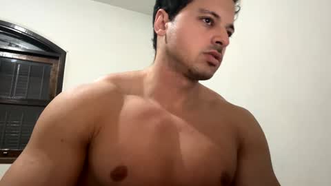 lucasfit24 online show from January 23, 2025, 11:26 am