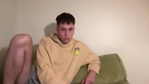 Snapshot of lucaxjay chatting on October 22, 2025, 7:19 am Luca x Jay online show from October 22, 2025, 7:19 am