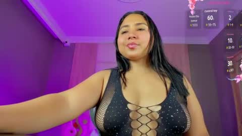 Snapshot of luccia_smith chatting on July 10, 2026, 2:38 am L U C C I A online show from July 10, 2026, 2:38 am