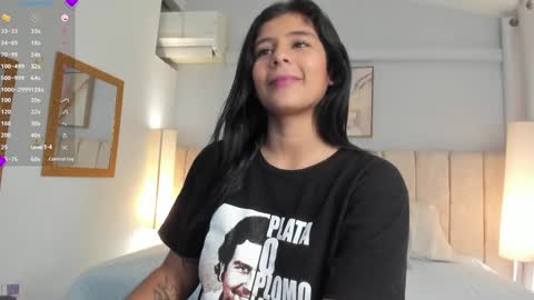 luceroo1 online show from January 27, 2025, 8:17 pm