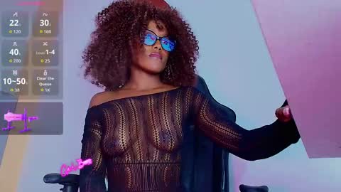Snapshot of lucia01m chatting on June 7, 2026, 6:55 pm lucia01m online show from June 7, 2026, 6:55 pm