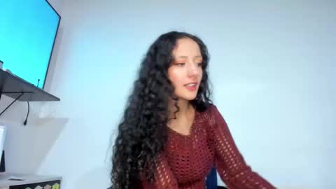 Lucia online show from October 10, 2025, 10:42 pm