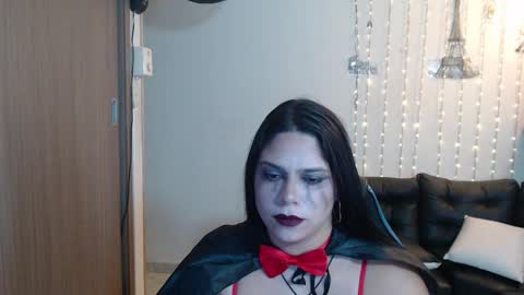 LUCIA online show from October 21, 2025, 2:45 am