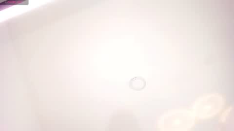 Snapshot of lucia_lee_ chatting on June 20, 2026, 11:07 pm Lucia online show from June 20, 2026, 11:07 pm