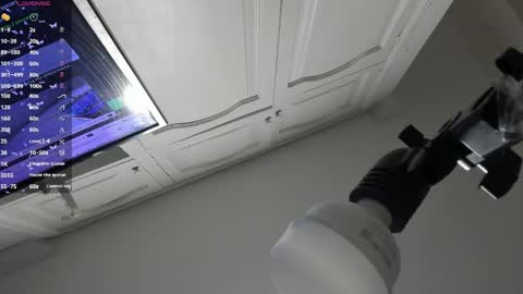 L U C I A online show from April 5, 2026, 12:57 pm