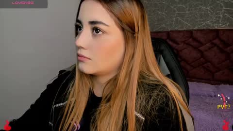 lucia star  online show from January 13, 2025, 6:05 pm