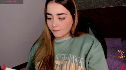 lucia star  online show from January 15, 2025, 7:23 pm