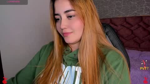 lucia star  online show from January 24, 2025, 5:10 am