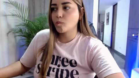 lucia star  online show from January 10, 2026, 5:48 pm