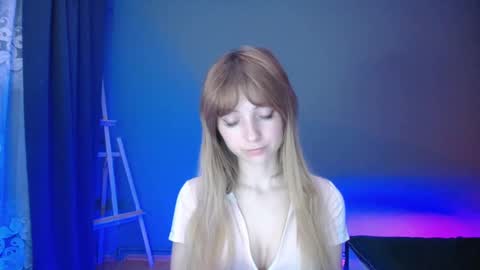 Lucy online show from March 9, 2025, 10:19 pm