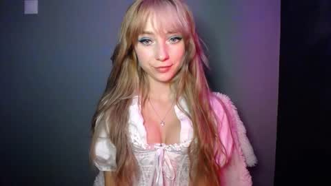 Lucy online show from October 14, 2025, 6:31 pm