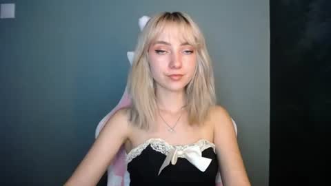 Snapshot of luciacam20 chatting on July 6, 2026, 3:14 pm Lucy online show from July 6, 2026, 3:14 pm