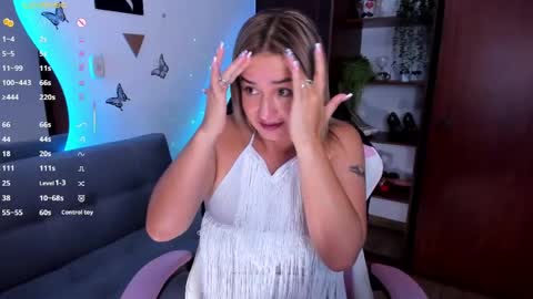 Snapshot of luciamature_ chatting on May 28, 2026, 7:00 pm Lucia online show from May 28, 2026, 7:00 pm